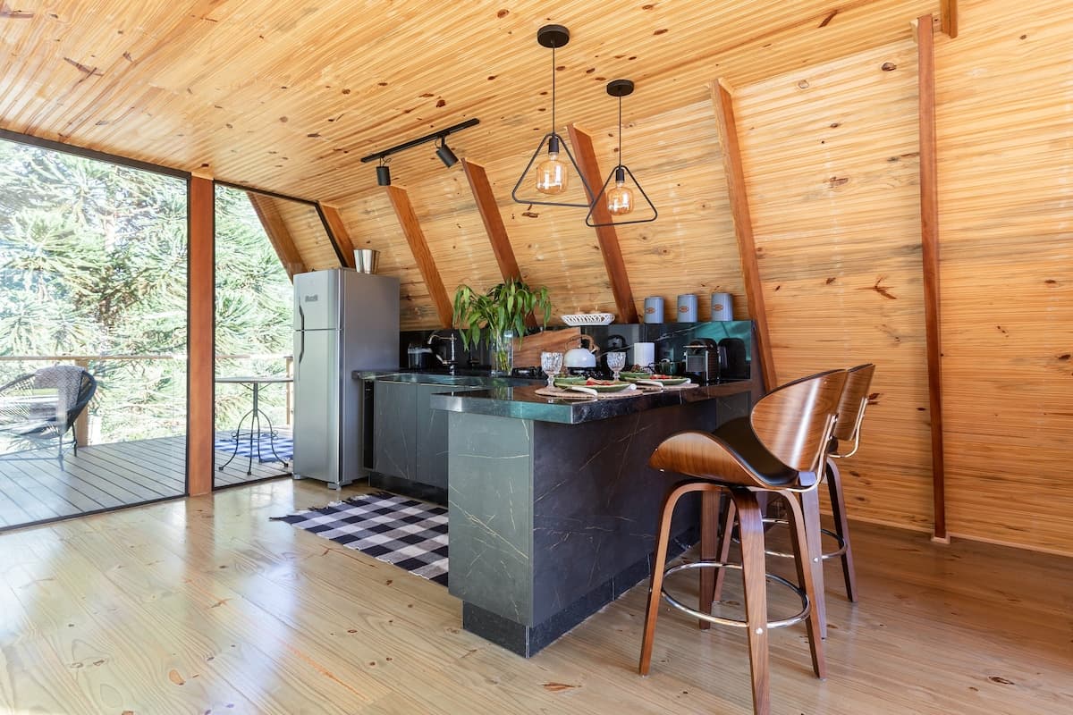 Bacon ipsum dolor amet tri-tip cupim chuck rump pork buffalo pork loin kevin jowl sirloin fatback hamburger alcatra tenderloin.