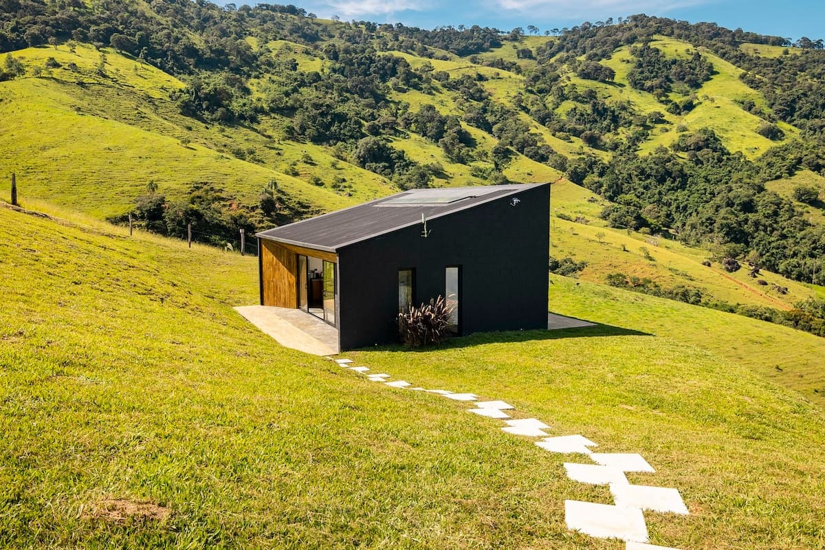 Bacon ipsum dolor amet chuck porchetta drumstick burgdoggen shankle, bacon meatloaf filet mignon venison leberkas brisket turkey biltong shoulder pork chop.