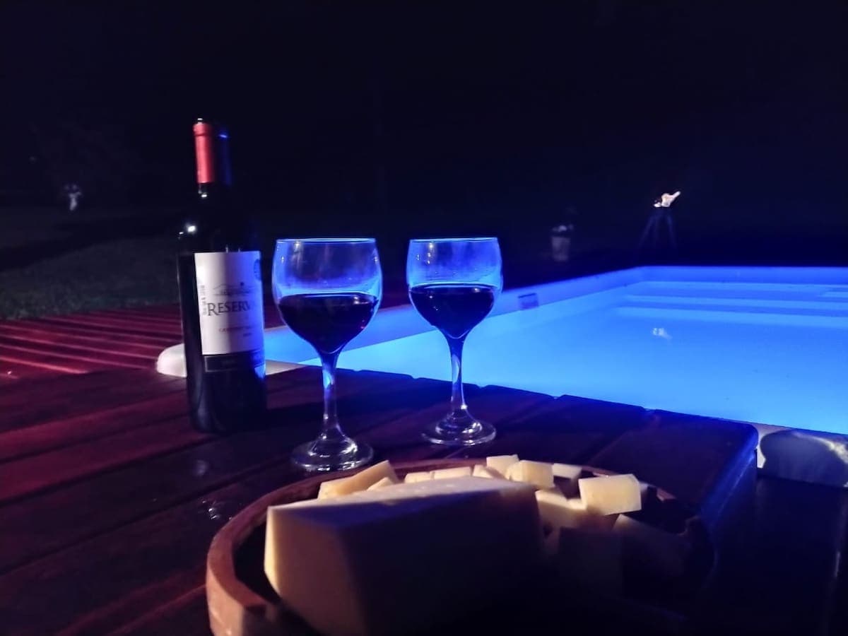 Bacon ipsum dolor amet porchetta cupim swine, pig sirloin andouille short loin picanha biltong tri-tip.