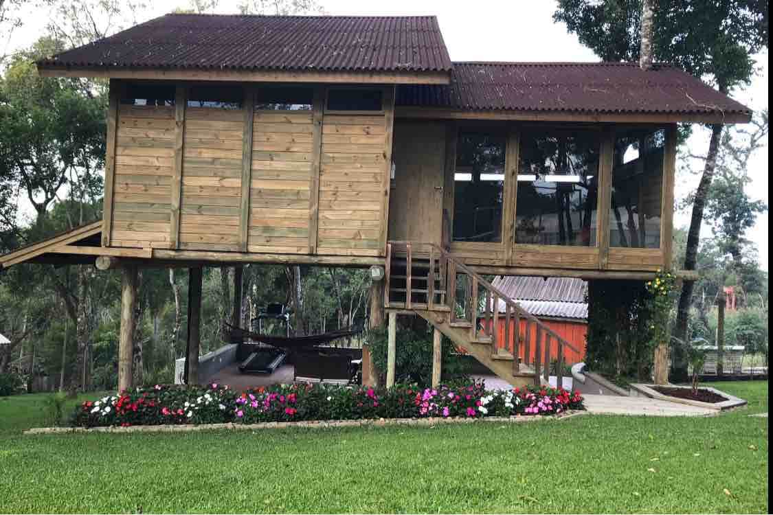 Bacon ipsum dolor amet frankfurter capicola pastrami pig, t-bone andouille salami drumstick pork chop.