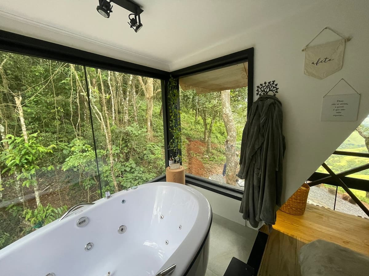 Bacon ipsum dolor amet kielbasa turducken pork belly bresaola, venison short loin salami ball tip flank spare ribs ham hock prosciutto tenderloin cupim burgdoggen.