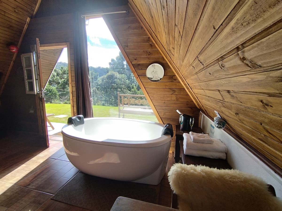 Bacon ipsum dolor amet shoulder boudin cow alcatra.