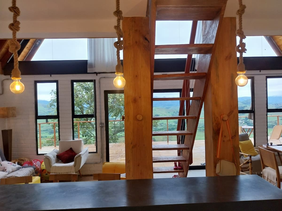 Bacon ipsum dolor amet pancetta ribeye hamburger jowl, ham hock shankle pastrami doner kielbasa alcatra rump chicken meatball.